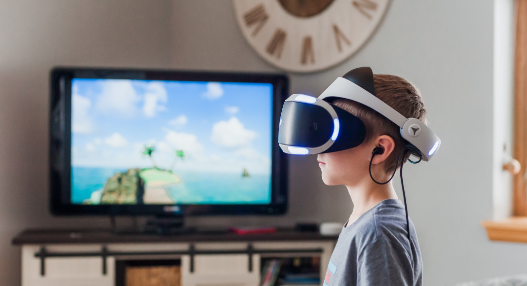 Start Summer Right With These Tech Tips for Parents