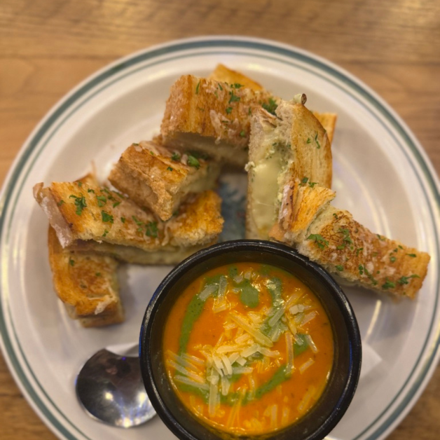 GRILLED CHEESE DIPPERS